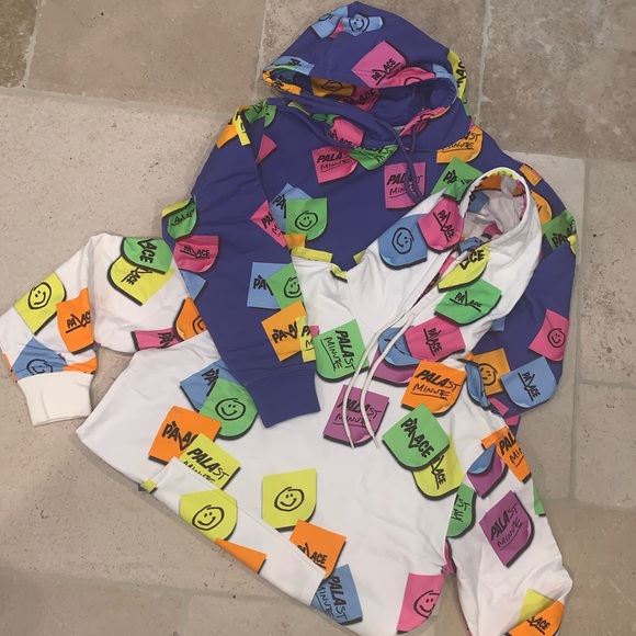 ✅SOLD✅ NWT Palace Last Minute Hoodie - Picture 5 of 5